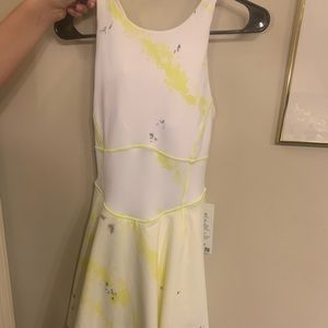 lulu lemon court crush dress size 4